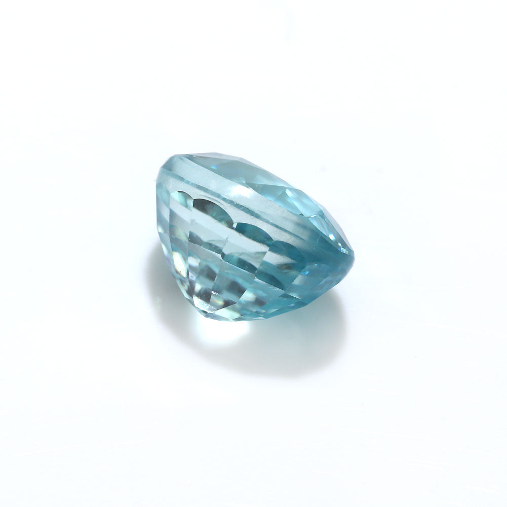 ブルージルコン ルース オーバル 7.1mm×5.3mm 2.04ct