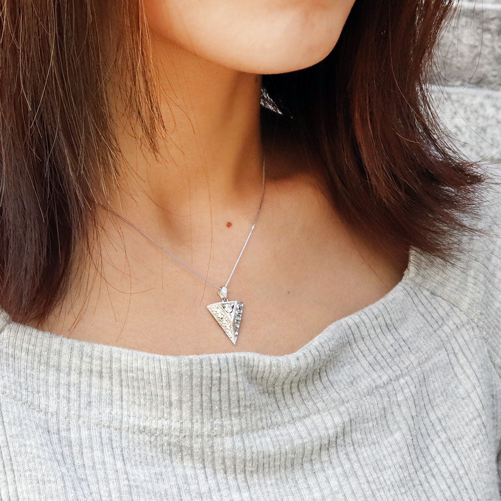 彫金 ネックレス レディース 誕生石 選べる 3mm 三角形 綺麗 トライアングル k10 k18 pt900 sv925 一生もの 成人祝 初任給 誕生日 母の日 (品番 mh-0405-l)