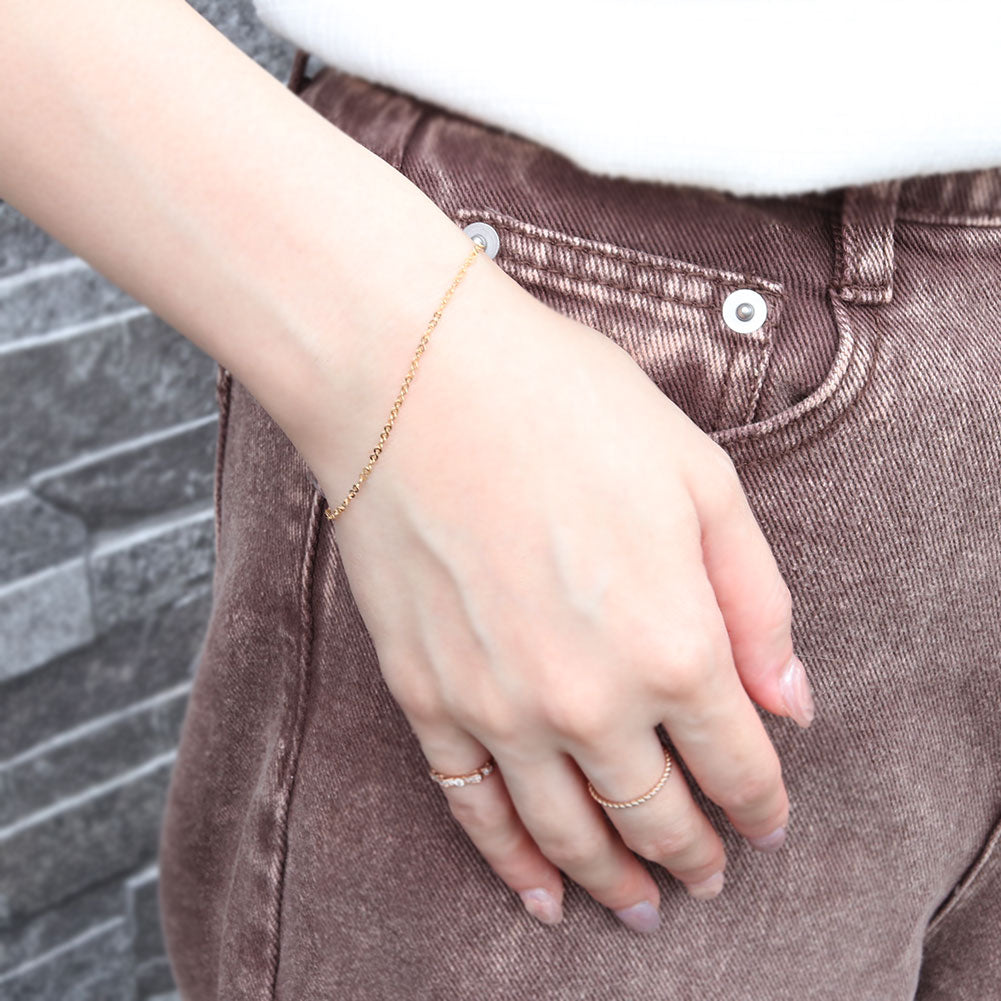 K18YG ブレスレット レディース チェーン K18 イエローゴールド エイトチェーン ブレス ユニセックス 地金 普段使い インフニティ プレゼント (品番 eight-030-18-k18)