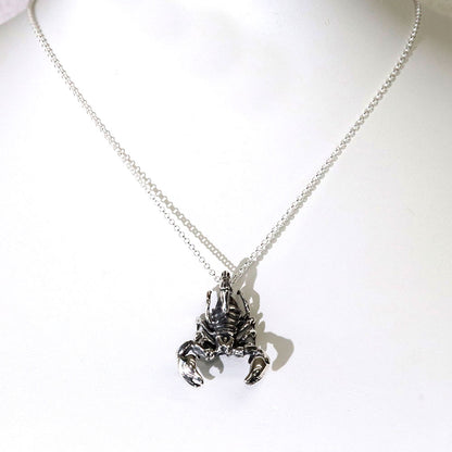 メンズ ペンダントトップ シルバー サソリ 蠍 サソリモチーフ スコーピオン シルバーアクセサリー sv925 ペンダント 男性 いかつめ ごつい (品番 m-0128)