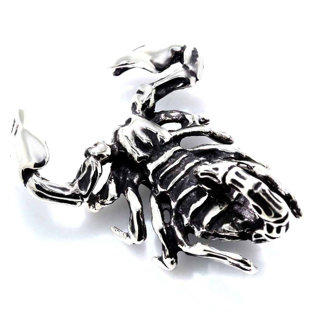 メンズ ペンダントトップ シルバー サソリ 蠍 サソリモチーフ スコーピオン シルバーアクセサリー sv925 ペンダント 男性 いかつめ ごつい (品番 m-0128)