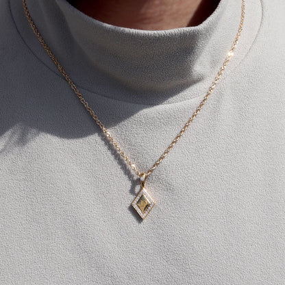 純金 24金 ペンダントトップ メンズ K24 イニシャル ネックレス トップのみ ひし形 選べる 誕生石 刻印 天然石 男性 特別 大人 かっこいい 高級 資産 (品番 mh-0343-k24-ph)