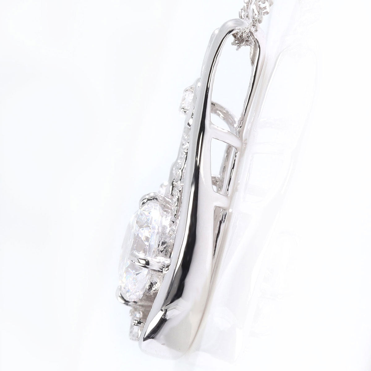 天然ダイヤモンド フェザー ネックレス 鑑定書付き 0.5ct 唐草 透かし 羽根 レディース 18金 プラチナ フェアリー 高級 上品 妻 感謝 特別 ギフト (品番 mh-0426-4-cgl)