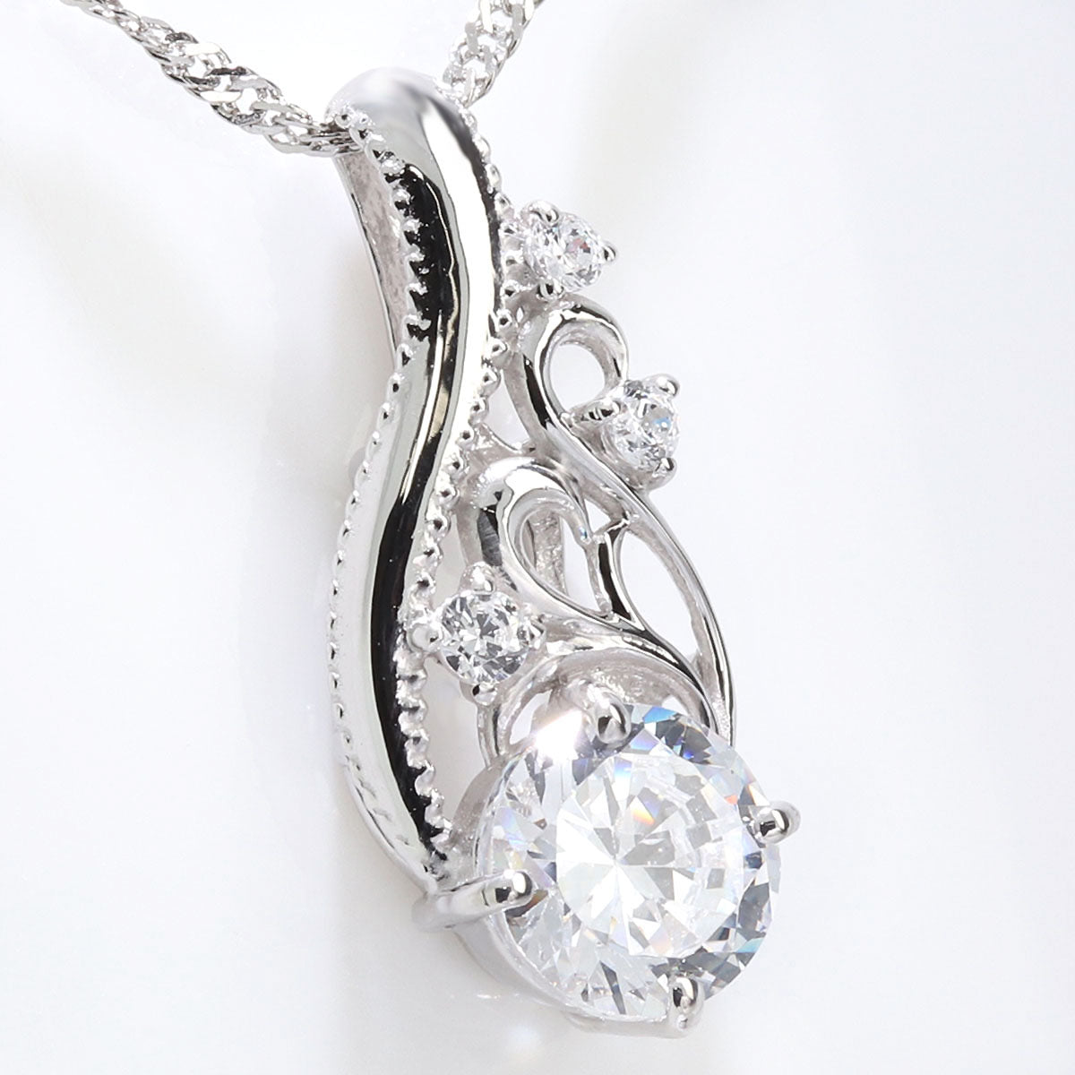 レディース ダイヤモンド ネックレス 0.5ct 鑑定書付き アラベスク 18金 プラチナ リーフ ミル調 華やか 高級 上品 誕生日 記念日 特別なジュエリー (品番 mh-0427-4-cgl)