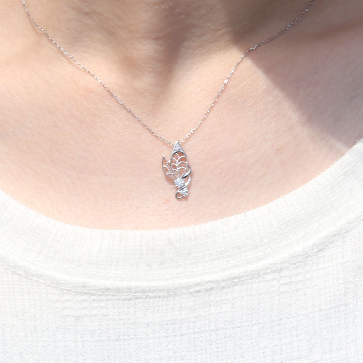 蝶モチーフ ネックレス レディース 誕生石 透かし 可憐 SV925 K10 K18 Pt900 選べるカラー ペンダント 羽 バタフライ 人気 女性 大人 華やか おしゃれ (品番 mh-0433)