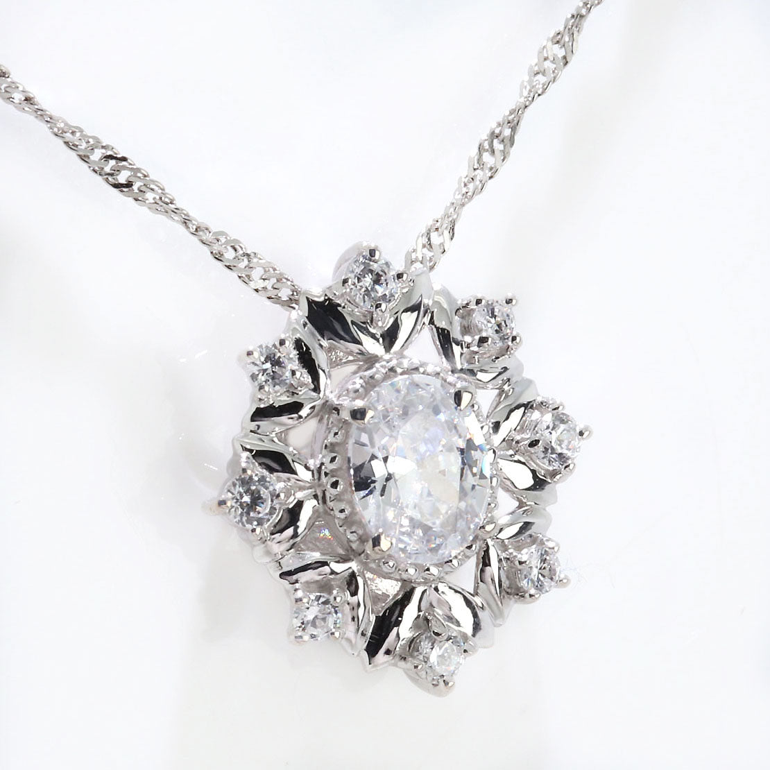 フラワー レディース ネックレス 天然石 オーバル ペンダント 2way 雪の結晶 k18 Pt900 k10 sv925 女性 大人 かわいい エレガント 贈り物 ギフト (品番 mh-0447)