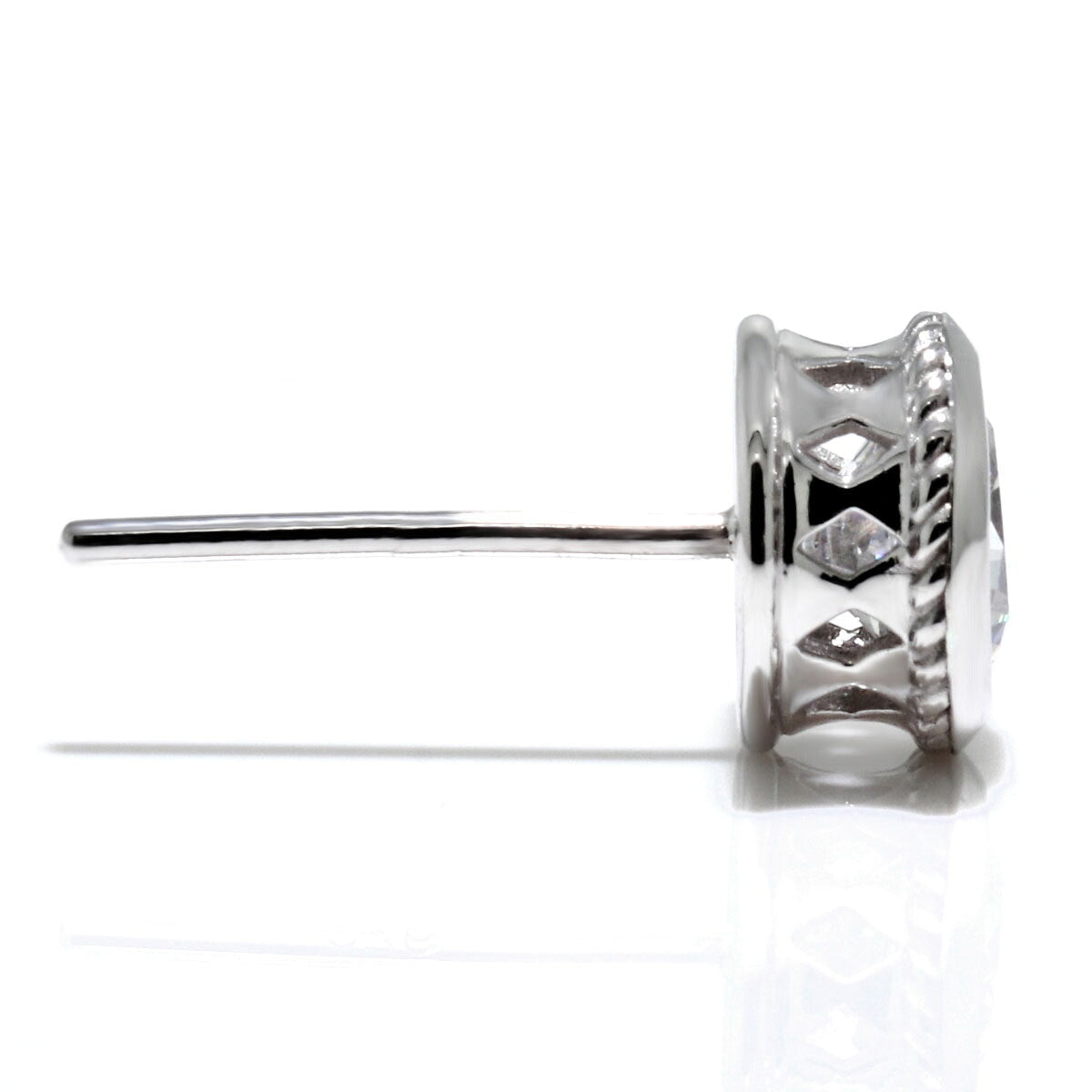 レディース ダイヤモンド ピアス 0.5ct 鑑定書付き スタッド 一粒 両耳 K18 Pt900 菱形 ツイスト 十字架 伏せ込み フォーマル 特別 高品質ジュエリー (品番 mp-0018-4-cgl-l)