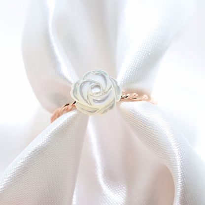 白蝶貝 シンプル リング 18金 薔薇 指輪 レディースリング プラチナ 10金 フラワー ホワイトローズ 花 大人 可愛い 誕生日 記念日 贈り物 (品番 mpr-0029)