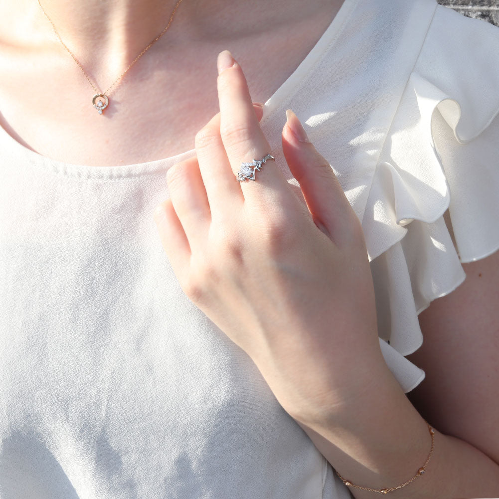 18金 ダイヤモンド 婚約指輪 0.25ct 鑑定書付き 指輪 ティアラ 王冠 プラチナ 結婚 リーフ ご褒美 記念日 エレガント プレゼント ギフト (品番 mr-0481-4-cgl-2)