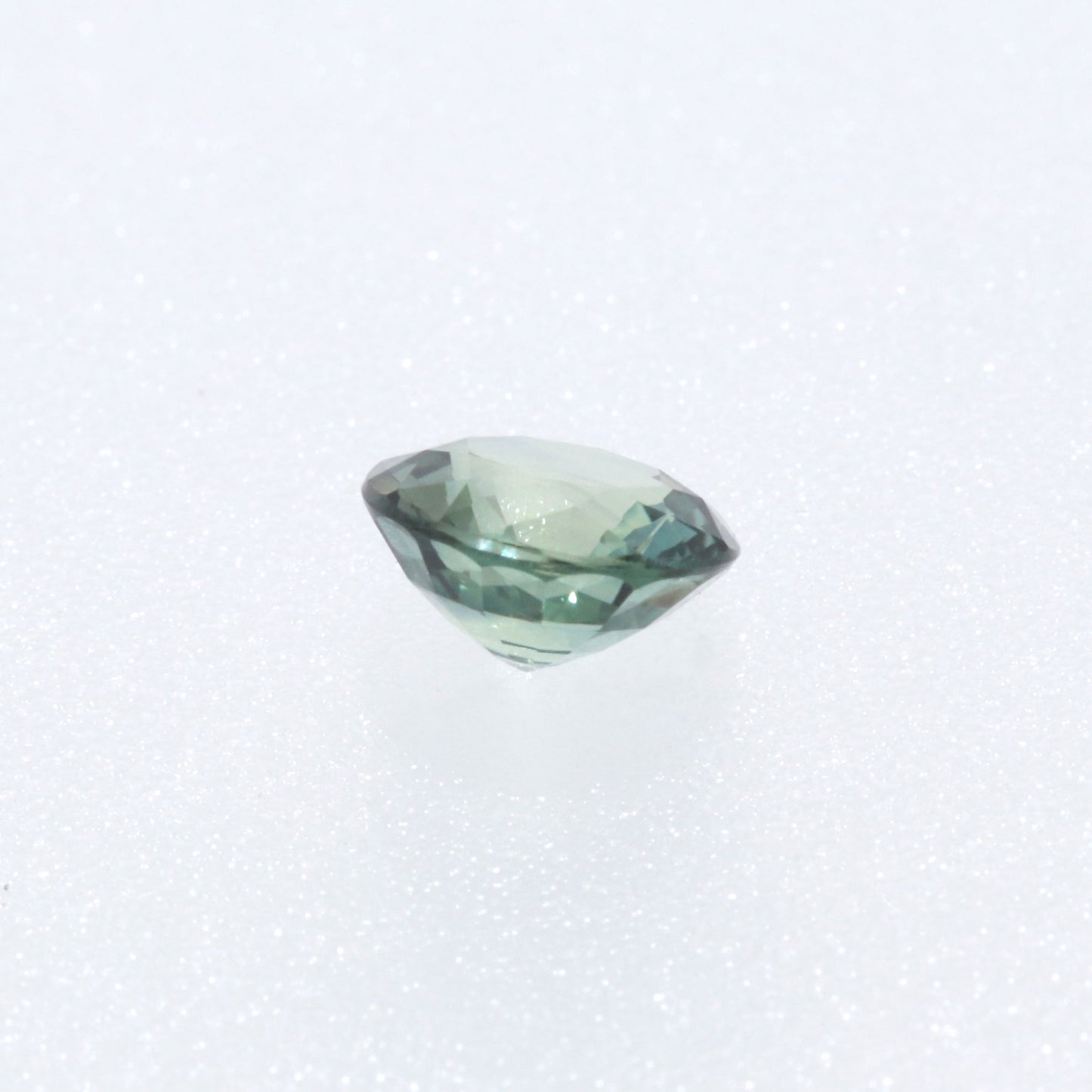 ティールサファイア ルース ラウンドカット 5.1mm 0.64ct (品番 ruth-r7929-005)