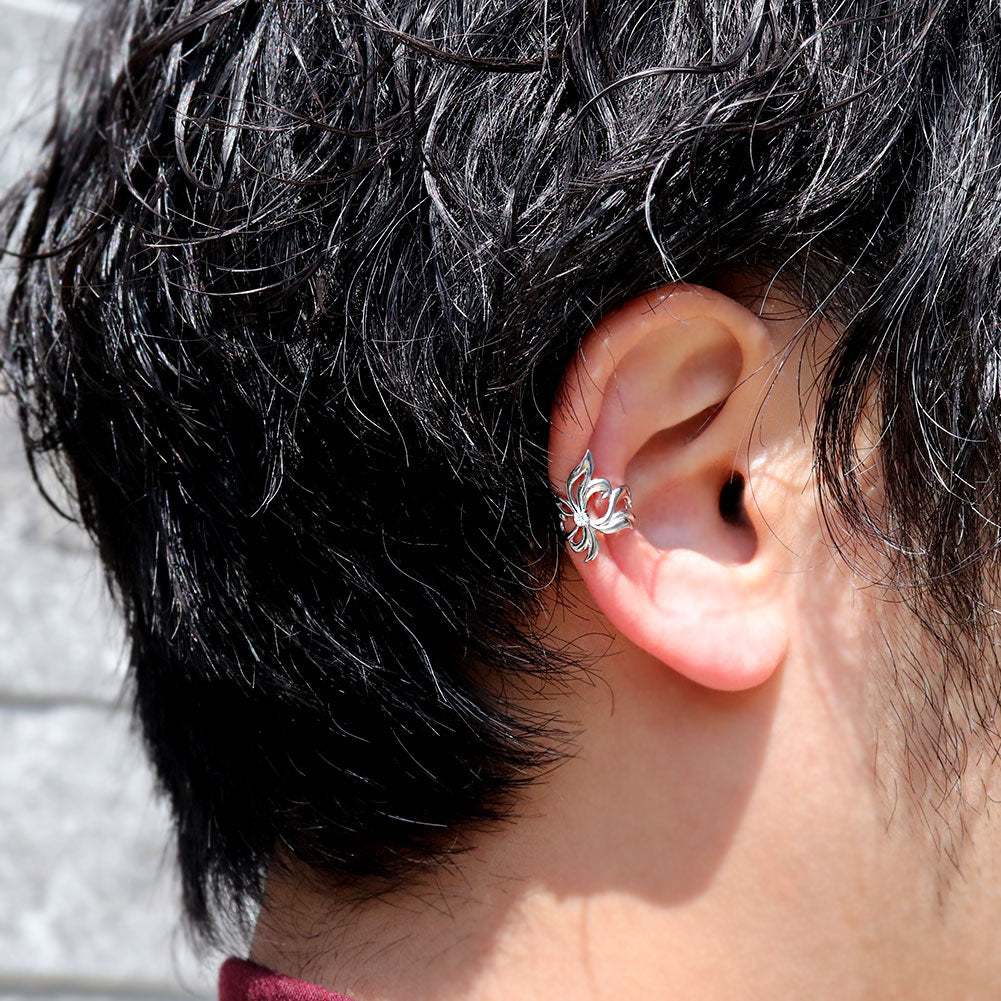 イヤーカフ メンズ 百合の紋章 ユリ 大ぶり Ear Cuff 選べる誕生石 一粒 天然石 お揃い 片耳用 K10 K18 PT900 SV925 ノンホールピアス  ユニセックス